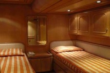 ANTARES AVANCE - Twin Cabin